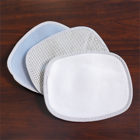 Acélmerevítős Deréktámasz Hőterápiás Párnákkal