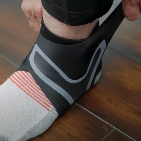 Kompressziós Sarokrögzítő