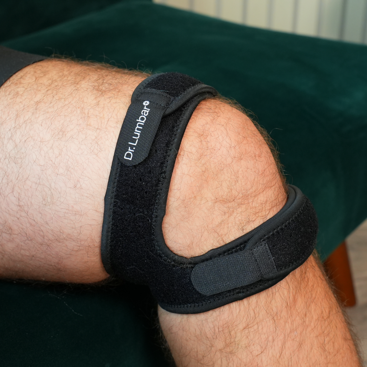 Javítja a patella helyes tartását